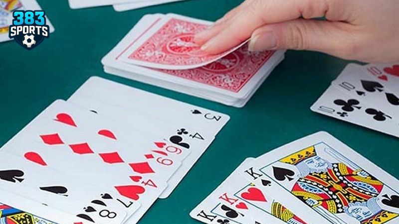Lựa chọn bàn đấu Phỏm để bắt đầu đối kháng